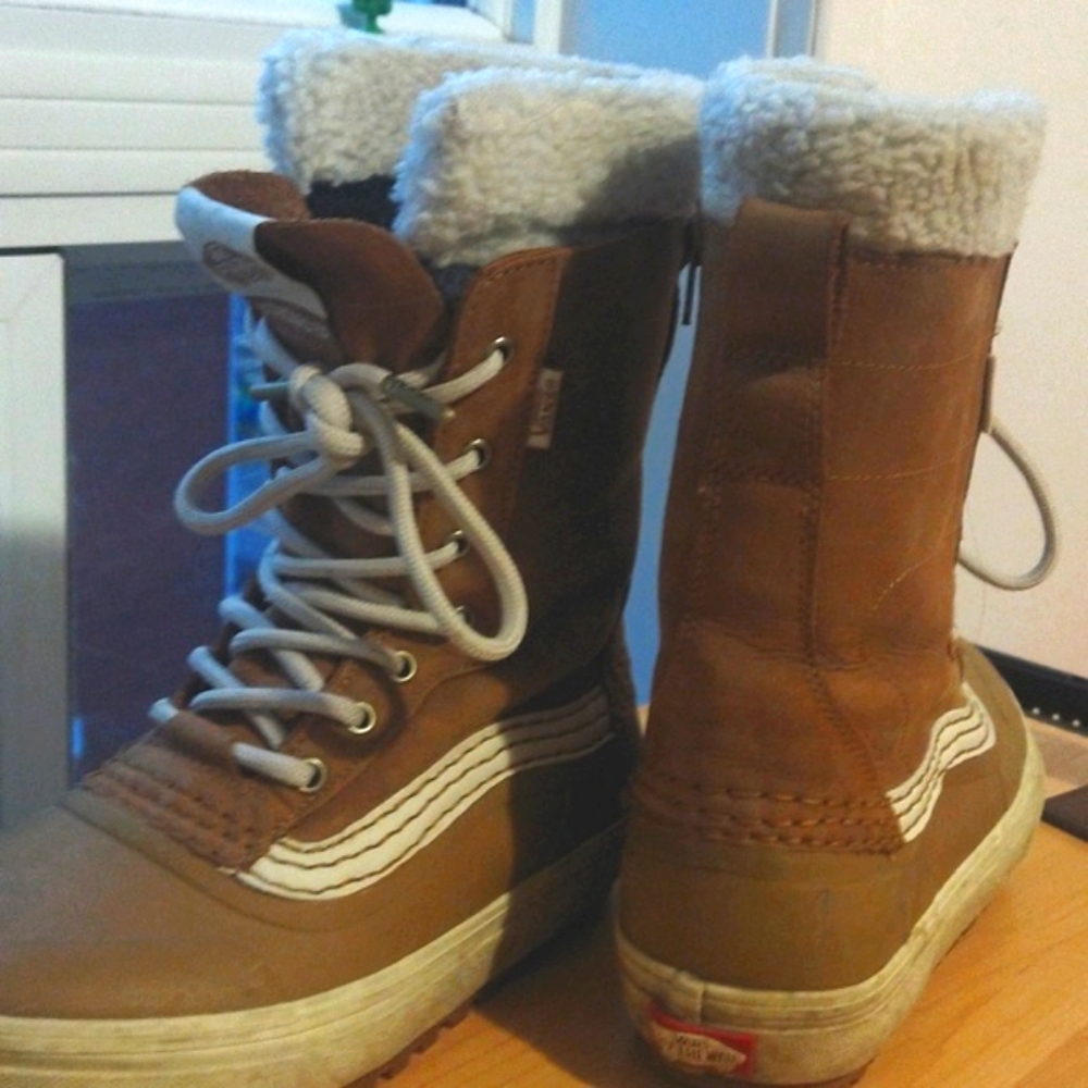 **VANS** winter Boots!